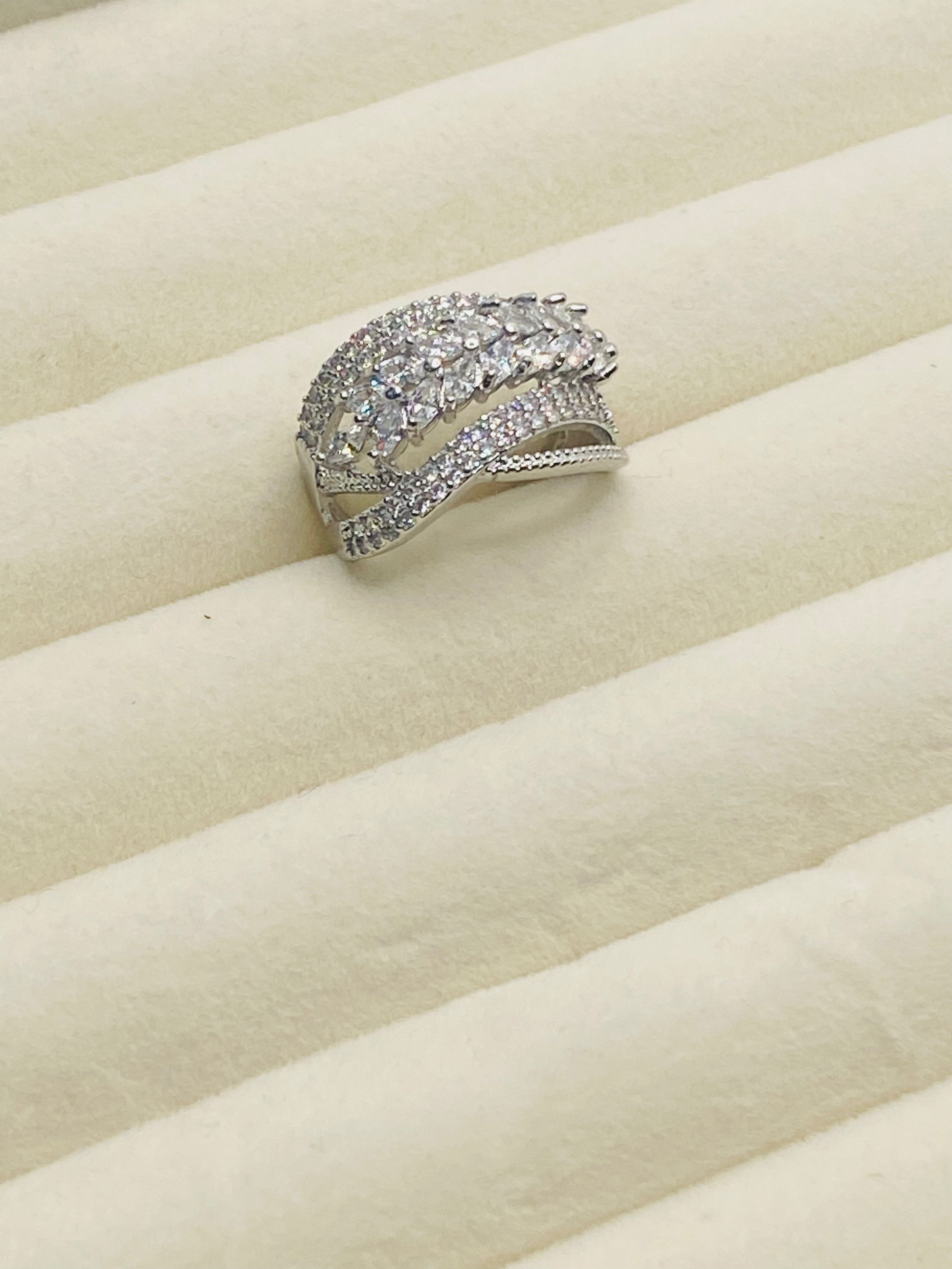 The Celestia Premium Crossover Ring