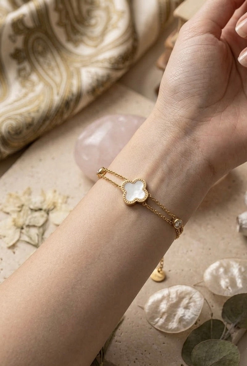 Onyx Clover Mixed Link Bracelet(White)