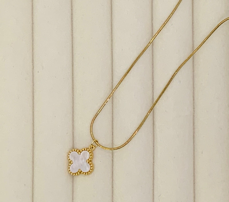Clover Pendant