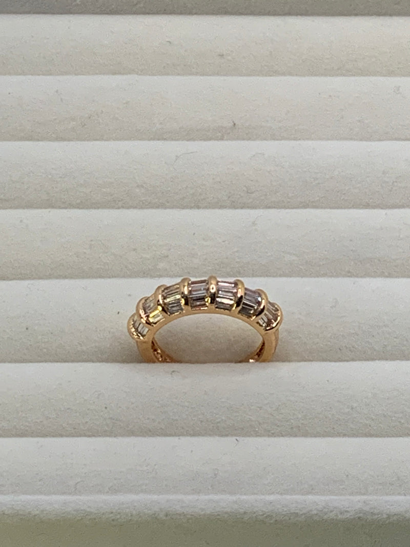 The Bold Baguette Bar-Set Band (Golden)