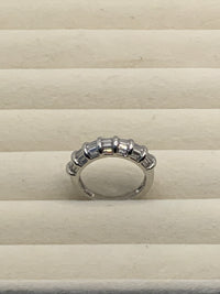 The Bold Baguette Bar-Set Band (silver)