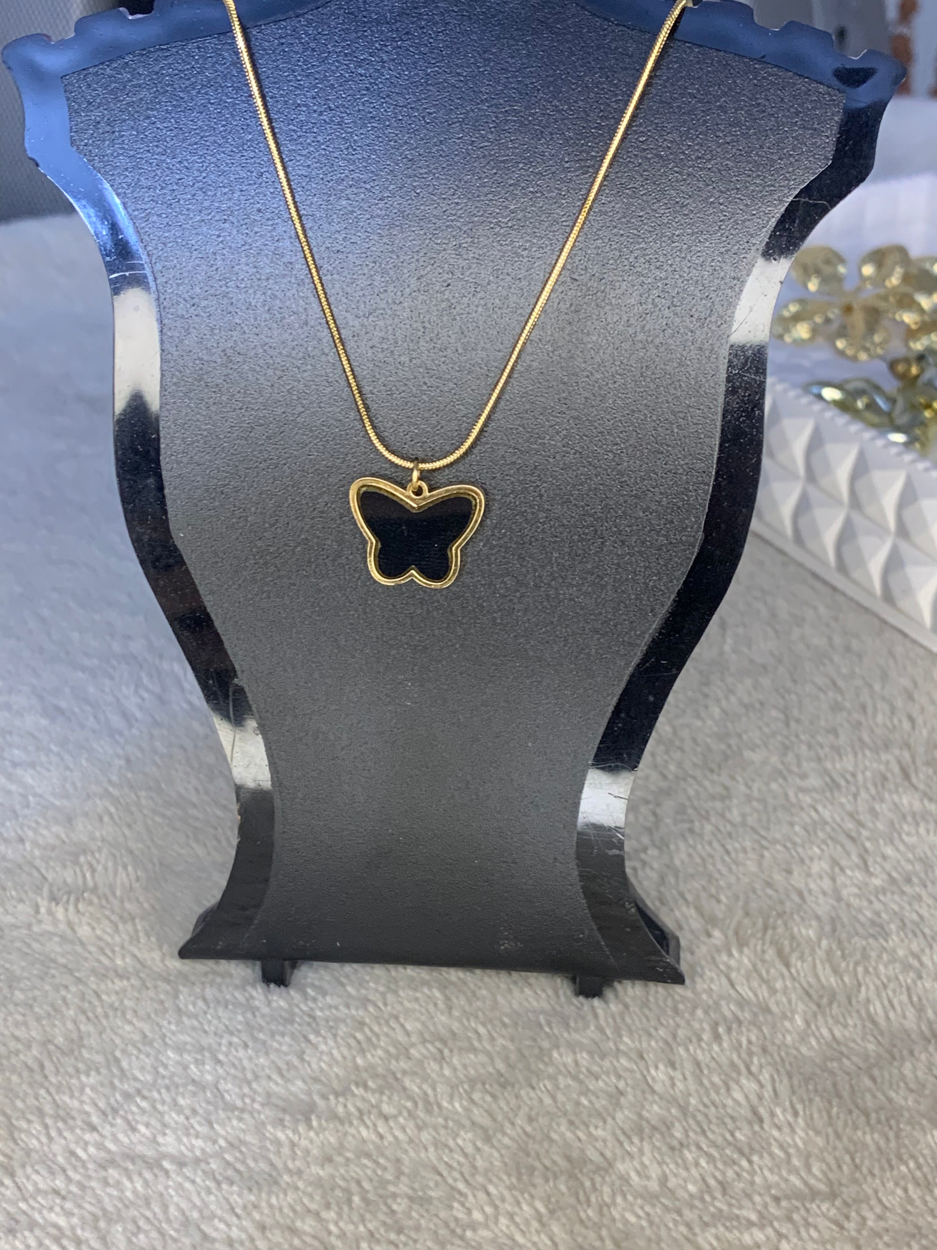 Black Enamel Butterfly (black)